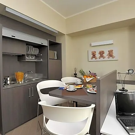 Lejlighedshotel Chc Business