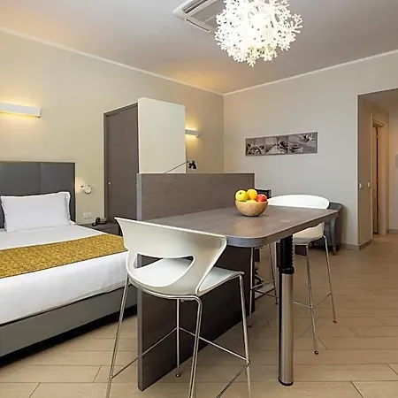 Lejlighedshotel Chc Business 4*