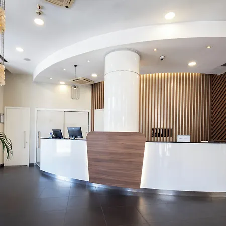 Chc Business 4*